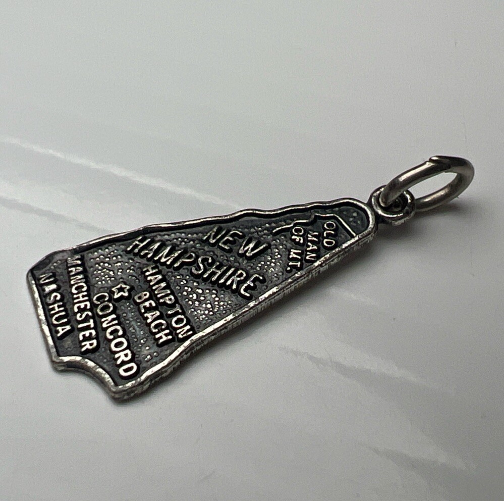 925 Sterling Silver Retro Charm Pendant New Hampshire USA Hampton Beach Old Man
