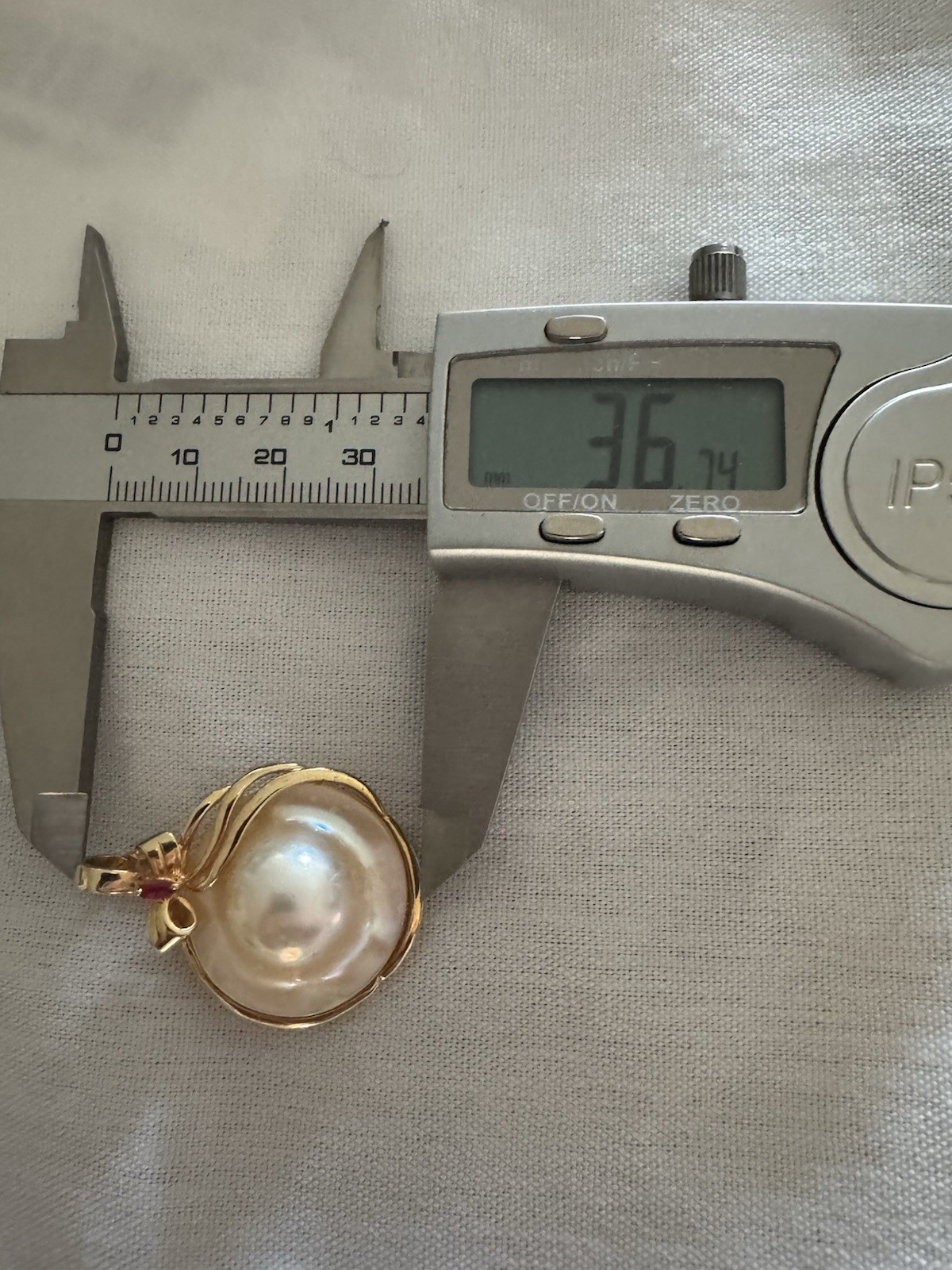 14k YG Blister Pearl, Bow, Ribbon and Ruby Enhancer Pendant 7.25 grams