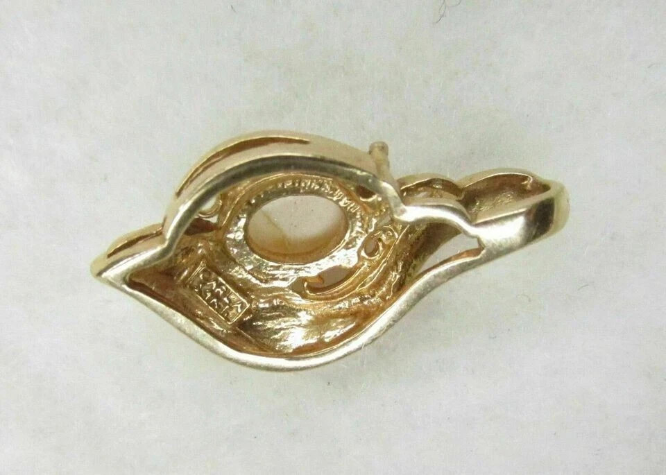 2Ct Oval Cut Fire Opal Women’s New Designer Pendant 14K Yellow Gold Finish