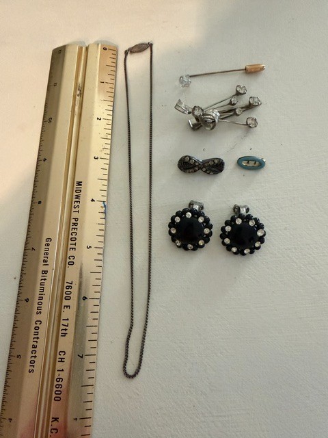 Vintage Sterling Silver Chain Necklace Fish Hook Clasp + assorted Jewelry BFO