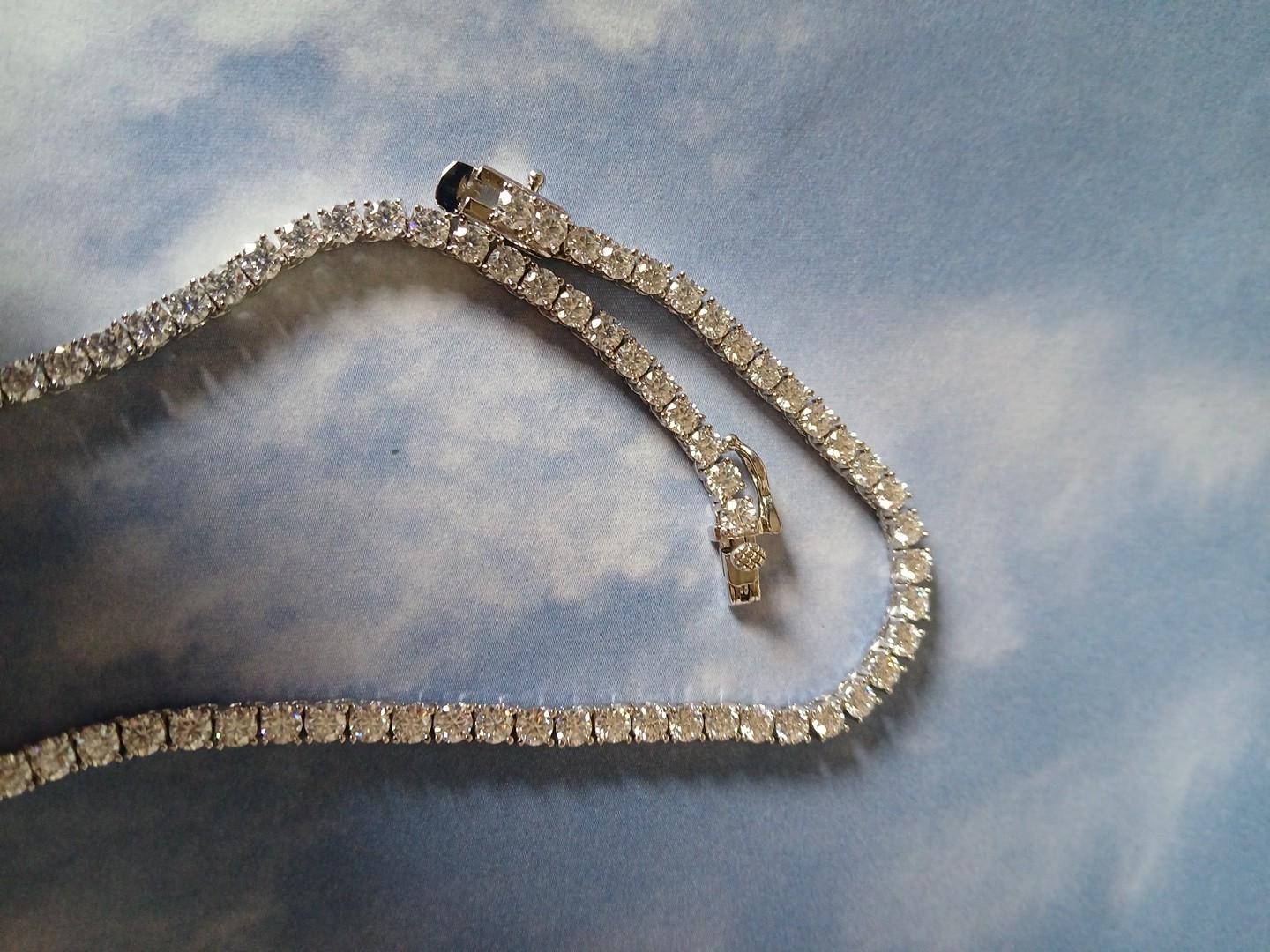 VVS D Color Moissanite Tennis Chain 16″ Rhodium Plated .925 St. Silv. 3mm W/box