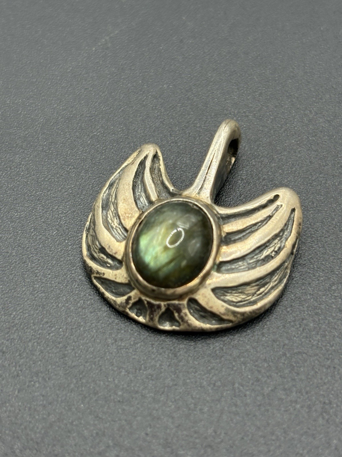 Vintage Sterling Silver Labradorite Pendant 9 Grams C30