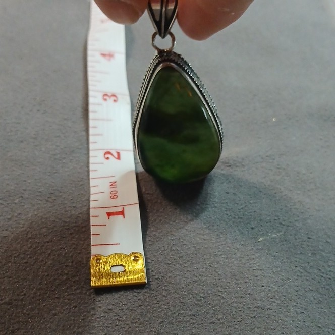 Handmade in India 925 Sterling Silver Teardrop Nephrite Jade Pendant