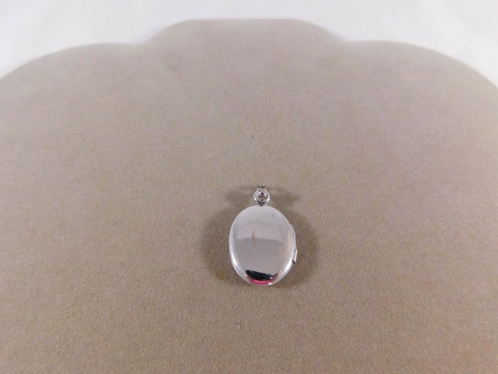 Sterling Silver Rosebud “Forever in my Heart” Photo Locket
