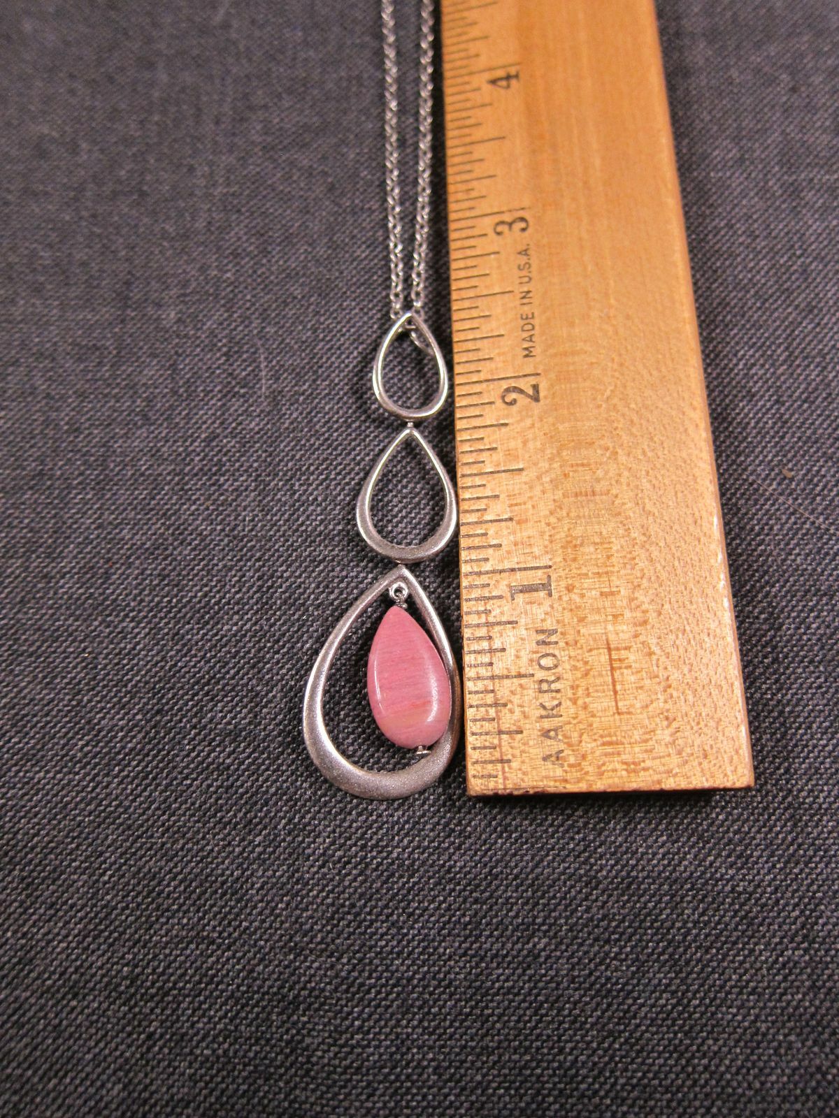 Beautiful tiered teardrop sterling silver necklace pendant w/opaque pink stone