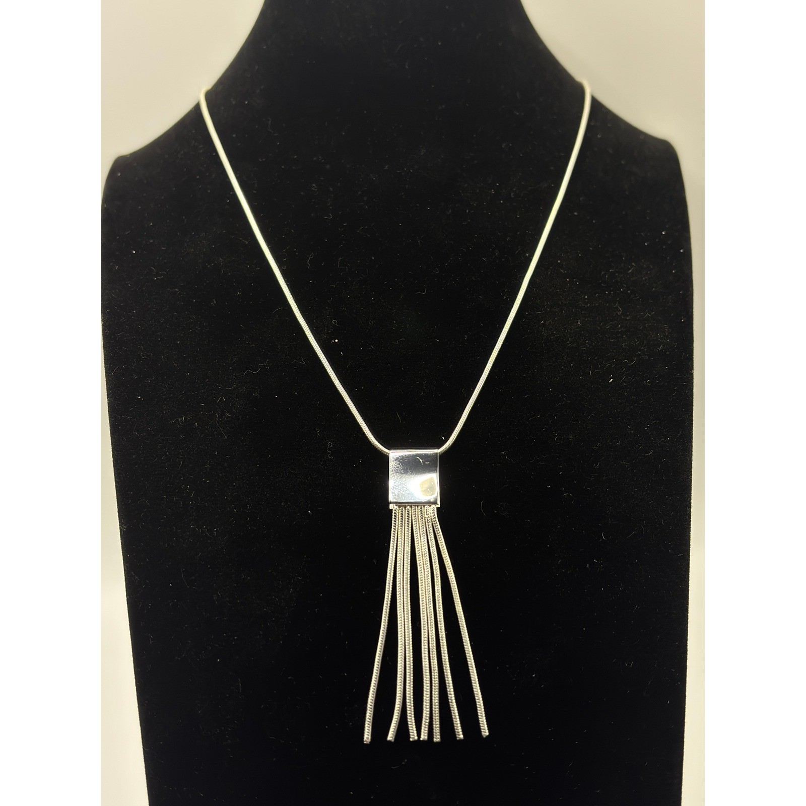 Apt. 9 Sterling Silver 925 Italy Snake Chain Tassel Fringe Necklace 16 Inch