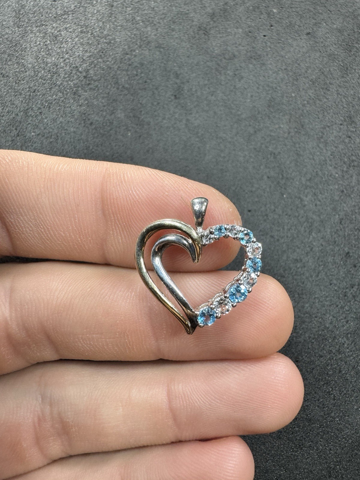 3.2g AU Sterling Silver & 10k Blue Topaz & Sapphire Heart Pendant Jewelry lot H