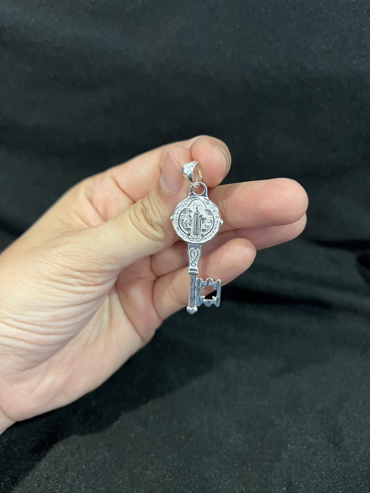 925 Sterling Silver Mens Womens St Benedict Key San Benito Llave Pendant