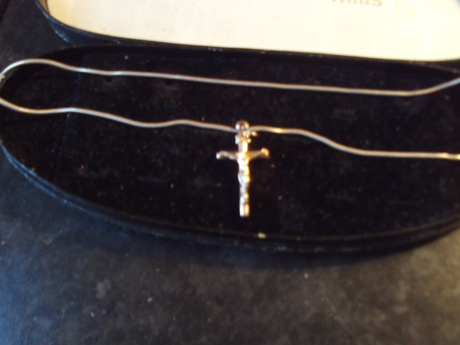 925 silver 16″ snake chain necklace 2 mm width silver crucifix pendant