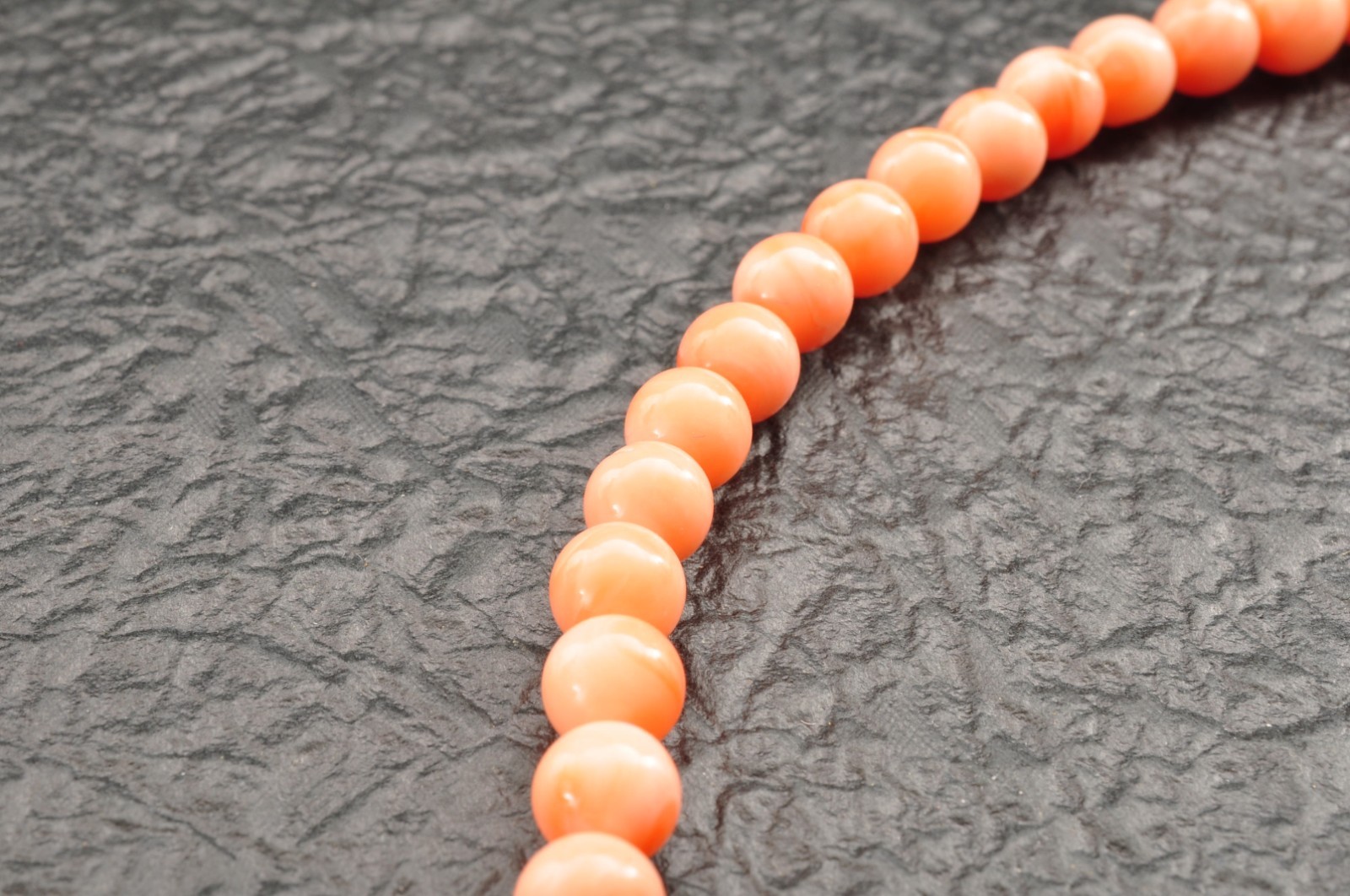 Vintage Salmon pink coral Necklace and ear clip set (17.3in 152ct) Certificate