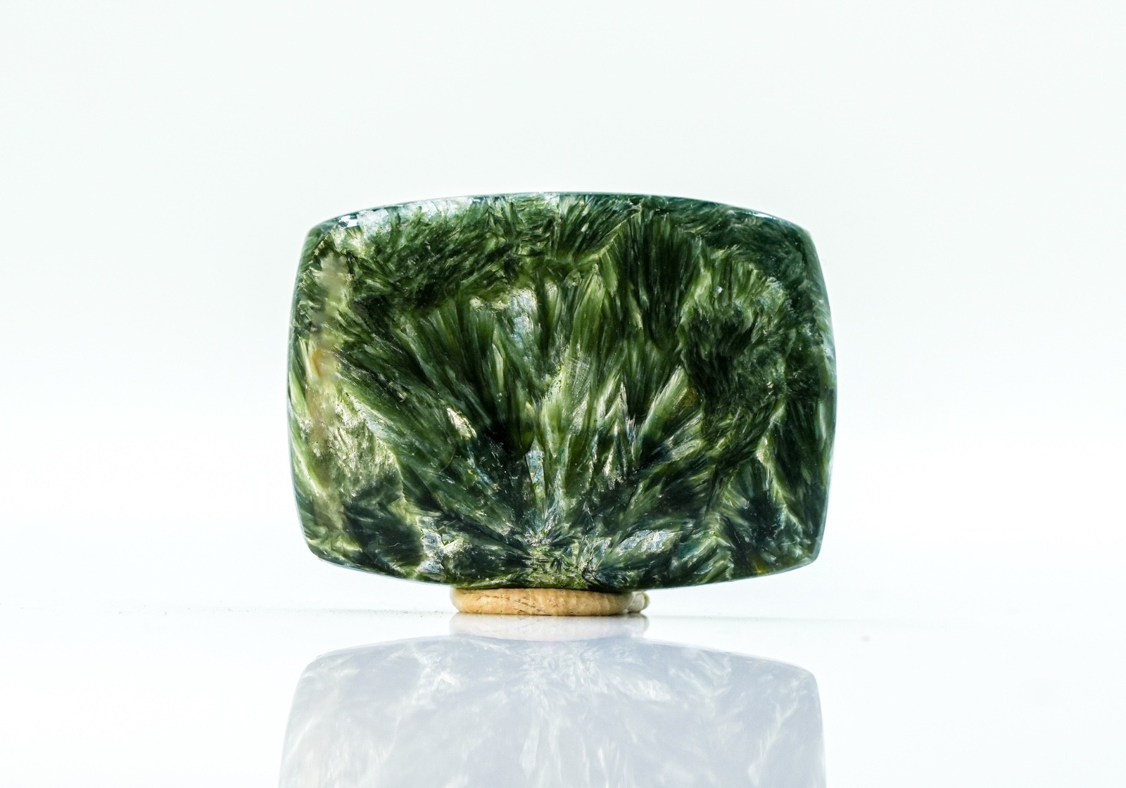 33.1ct (6.62g) Natural Seraphinite Cabochon