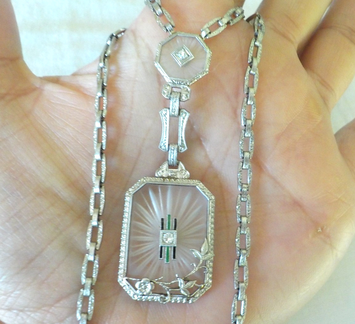 Art Deco 13K 8K White Gold Carved Crystal Diamond Necklace – 17.93 gms, 18.5 in