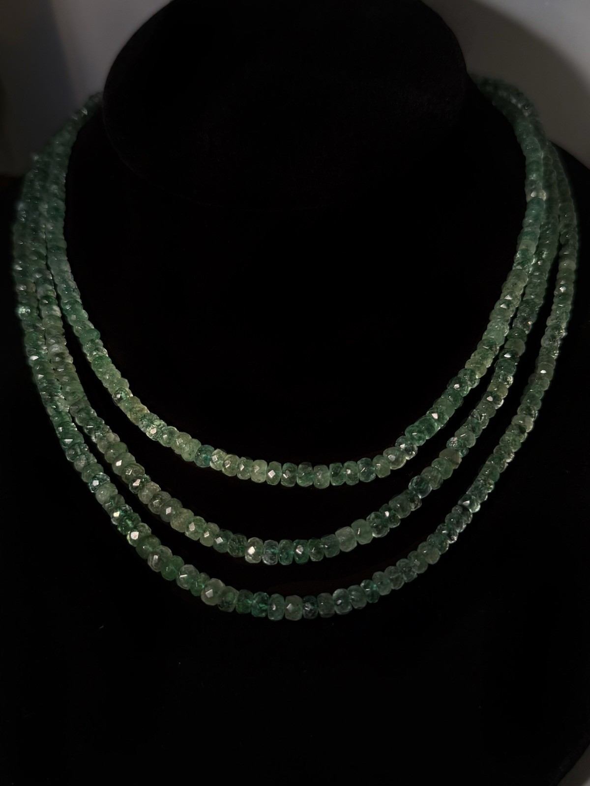NaturalEmerald 3 Strand Faceted Beaded Necklace Sterling Silver Hook Clasp 28-29