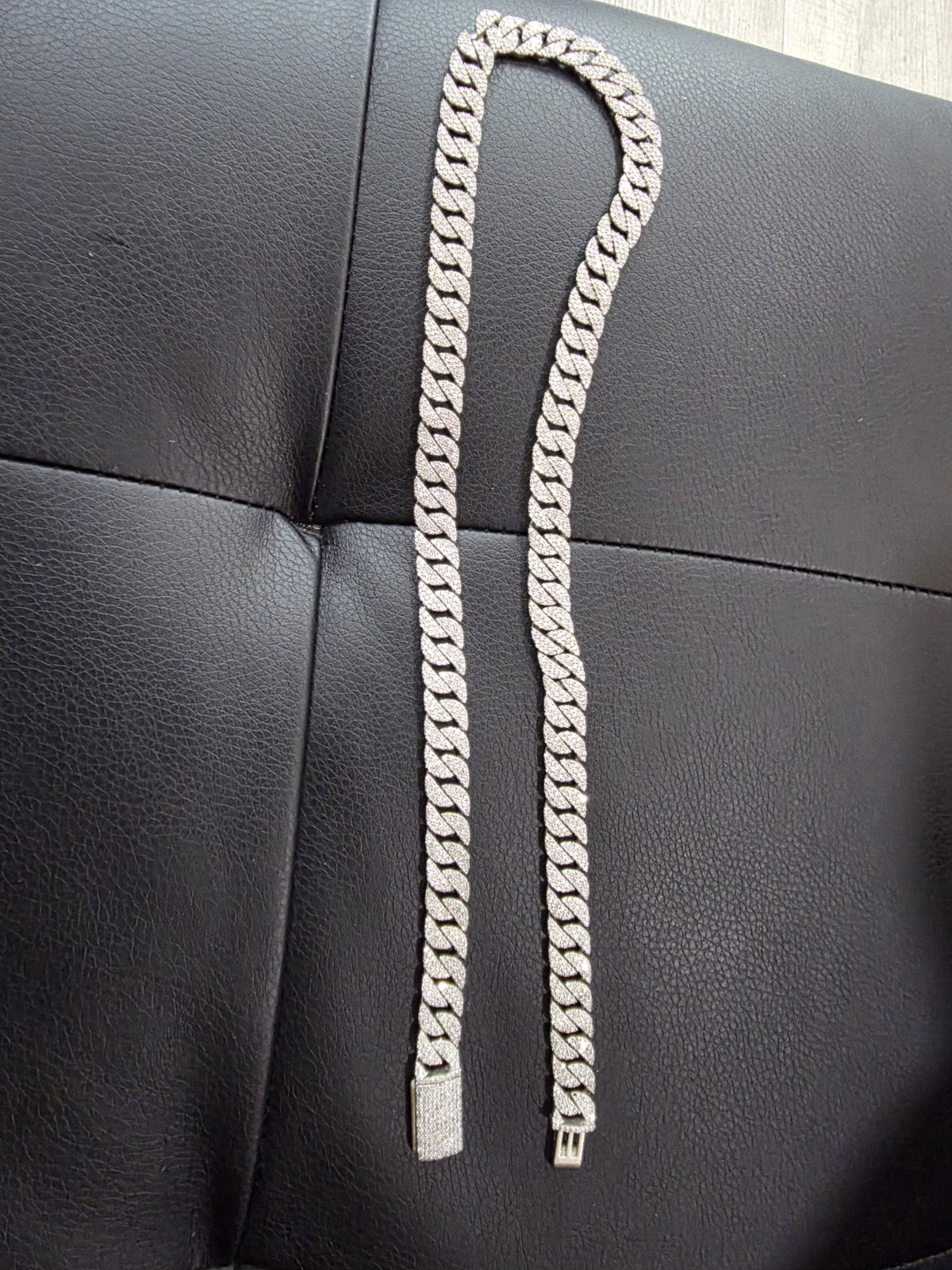 Natural Diamond 14ct,22inch,10mm Silver Unique Miami Cuban Chain Necklace