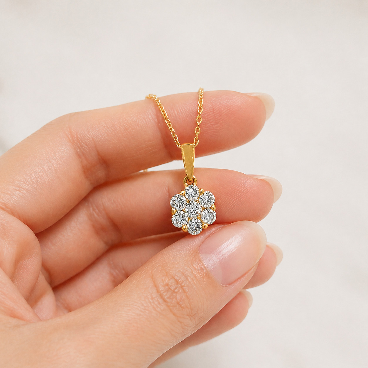 0.50 cttw Natural Diamond Illusion Pendant Necklace, 14KY Adjustable Chain