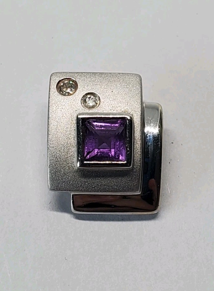 14k White Gold Amethyst Square Diamond Flush Matte Geometric Pendant