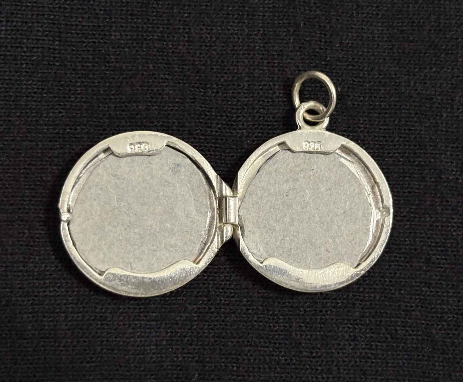 Geo 925 Sterling Silver Blue Enamel Round Photo Locket Pendant Thailand VTG