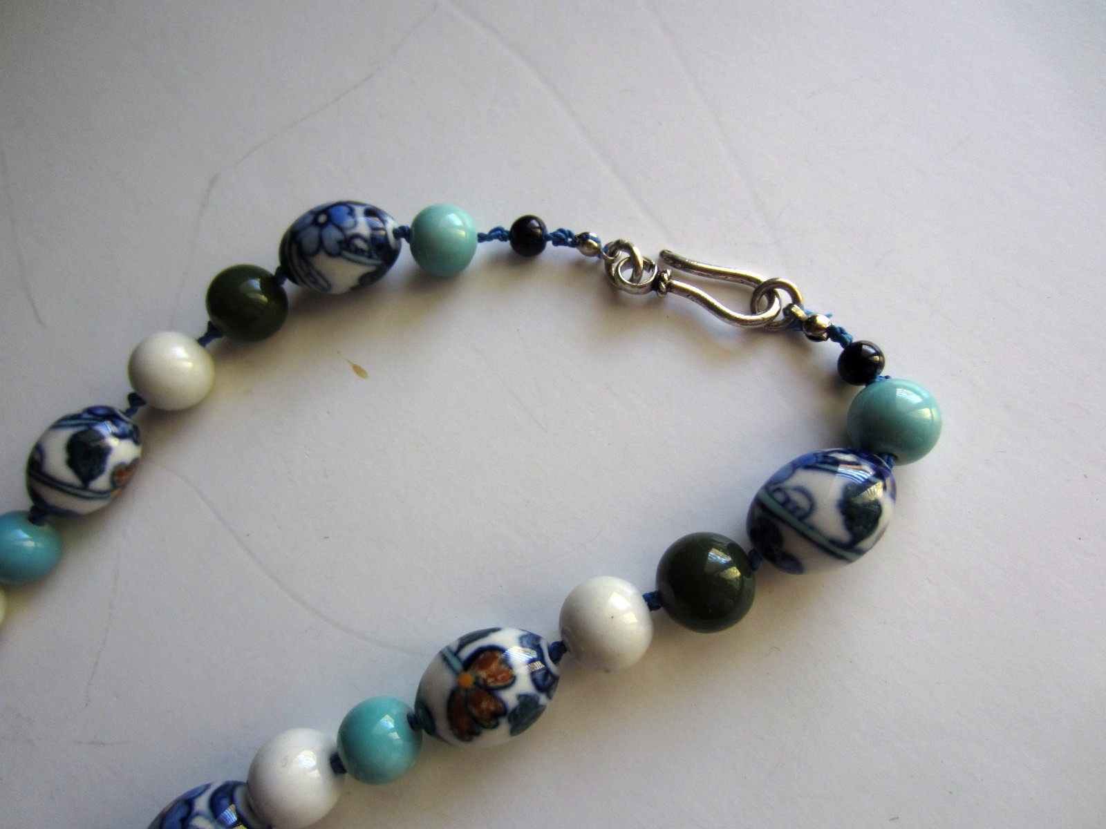 Mixed Porcelain Beaded Necklace Knotted Sterling Clasp 23.5″