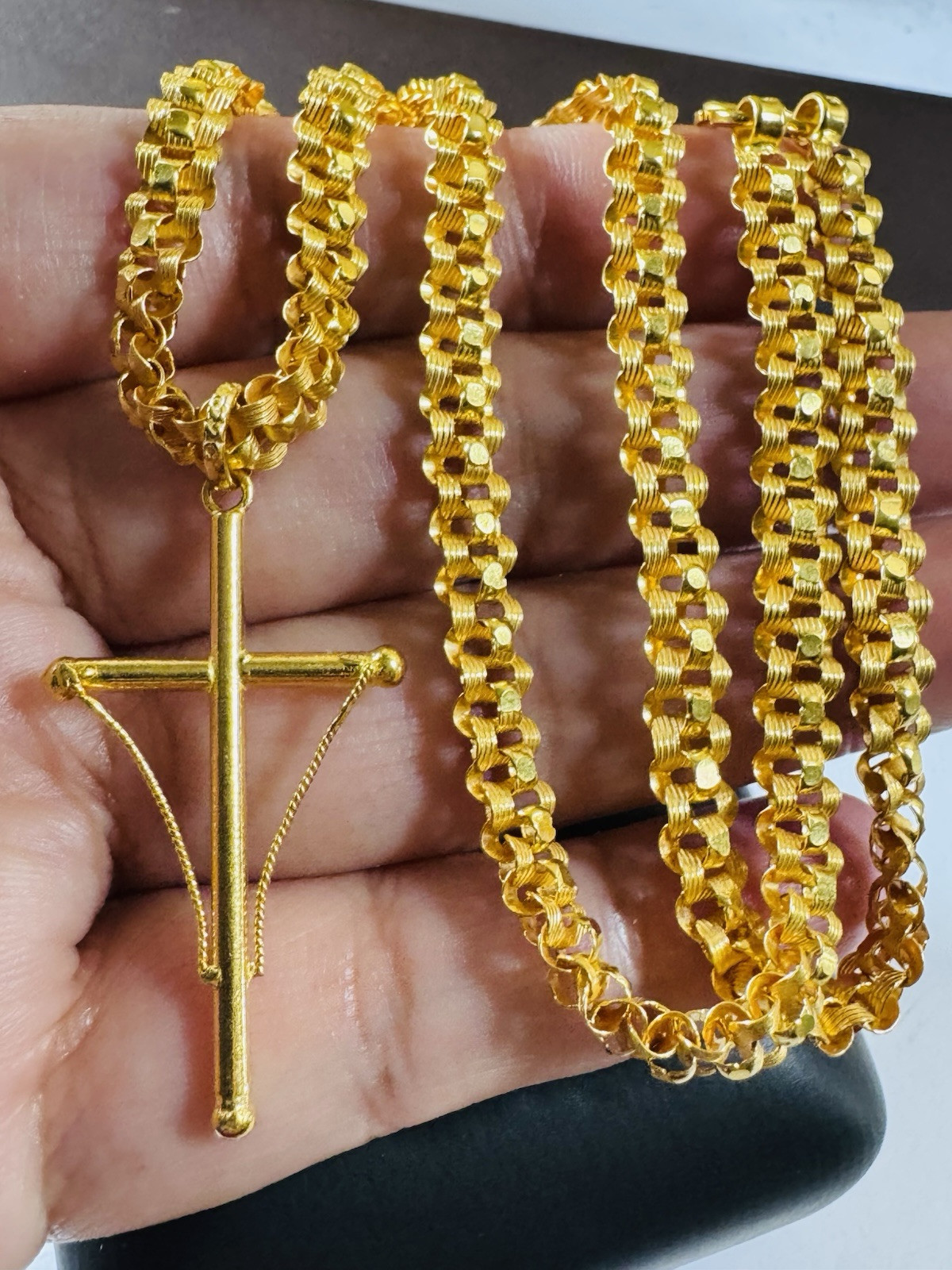 22K 916 22C Fine Real Gold 17.5”/18 inch Cross Necklace 21.7g 6mm