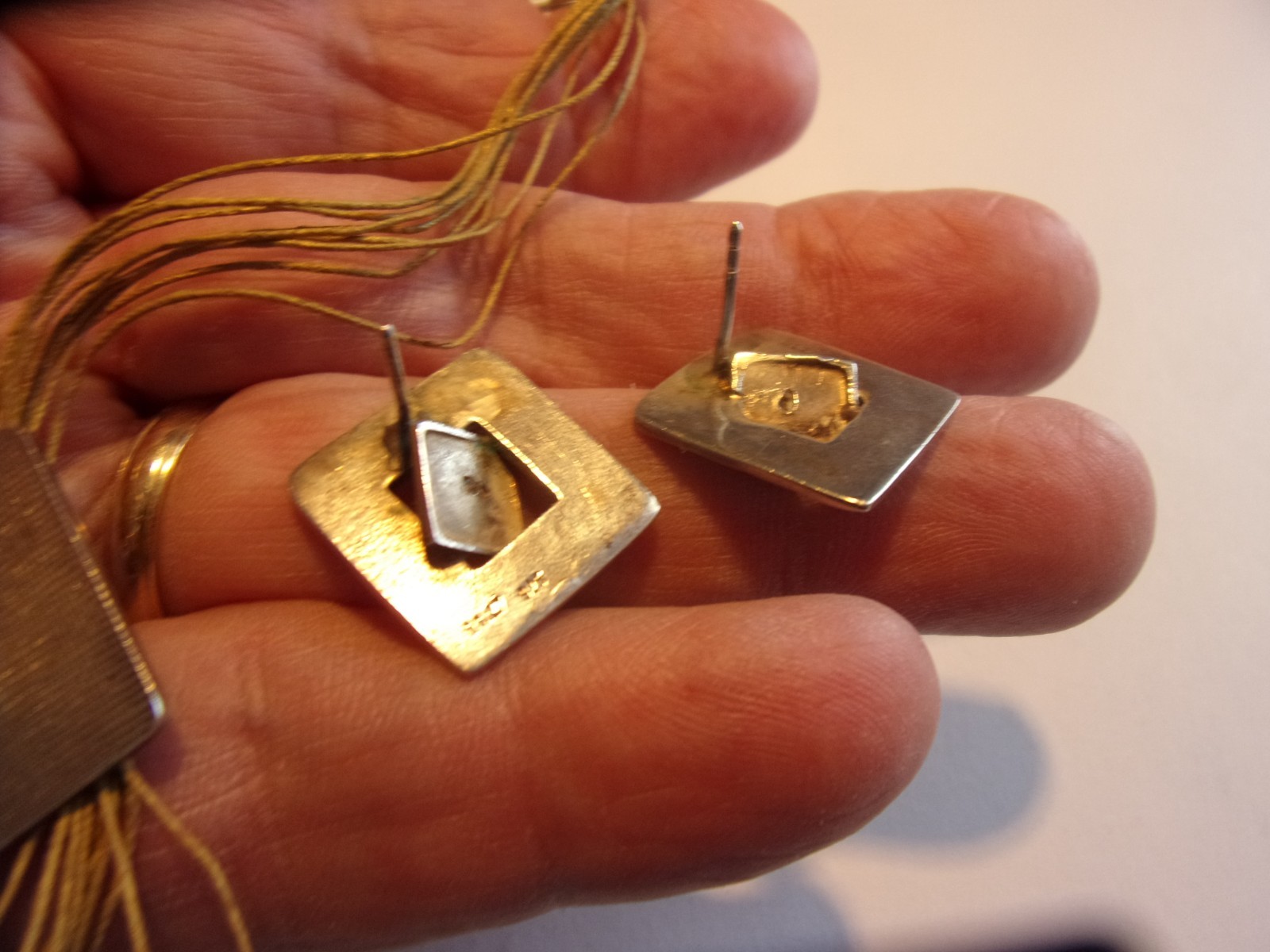 Ladies’ String Necklace – Sterling Pendant & Earrings – Very Good – $9 s/h