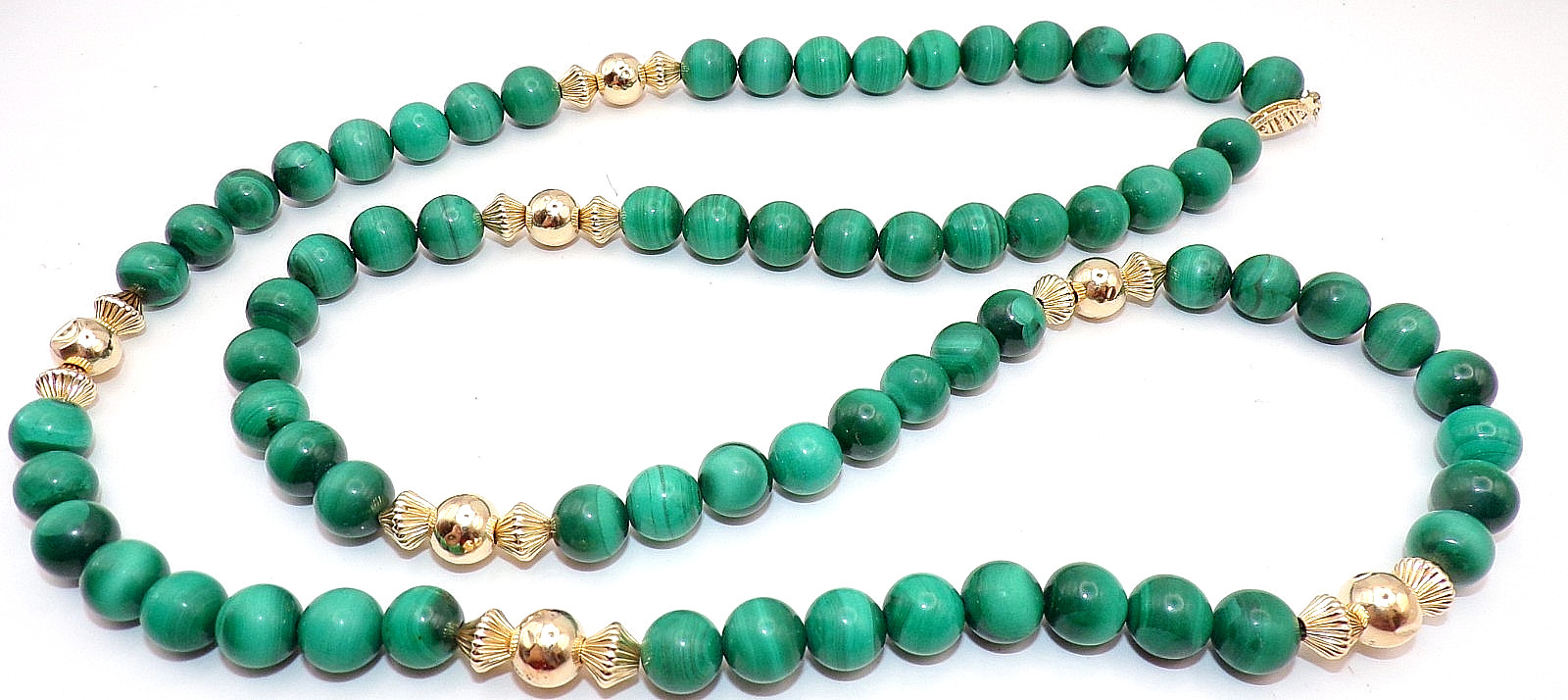 VTG 14K YELLOW GOLD & MALACHITE BALL BEAD 30″ LONG NECKLACE 8-9MM BEADS 95.3 Gr