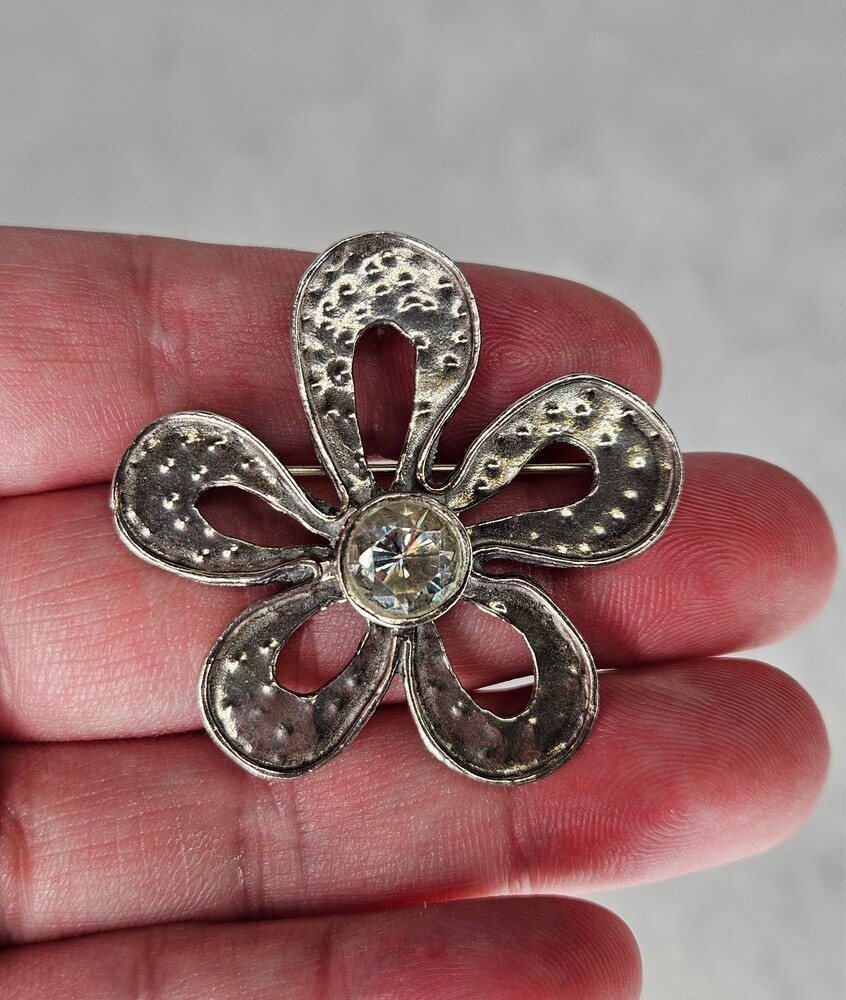 Silpada 925 Sterling Silver Flower Crystal Brooch Pin with Unbranded Necklace