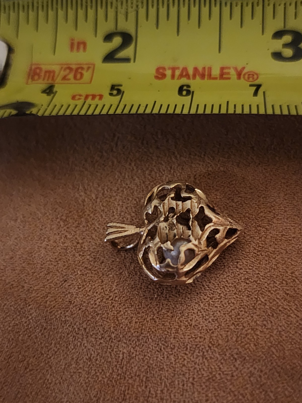 14k Yellow Gold Cage Heart Pendant W/Pearl Inside Signed