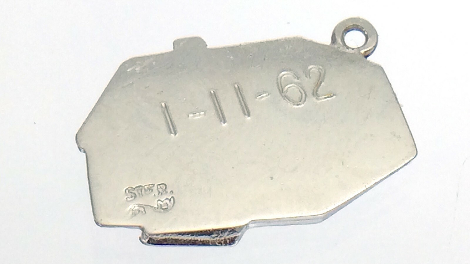 AM Vintage House Maison Marked Ster Charm Pendant 2.9g 0.75in Tested Silver J692