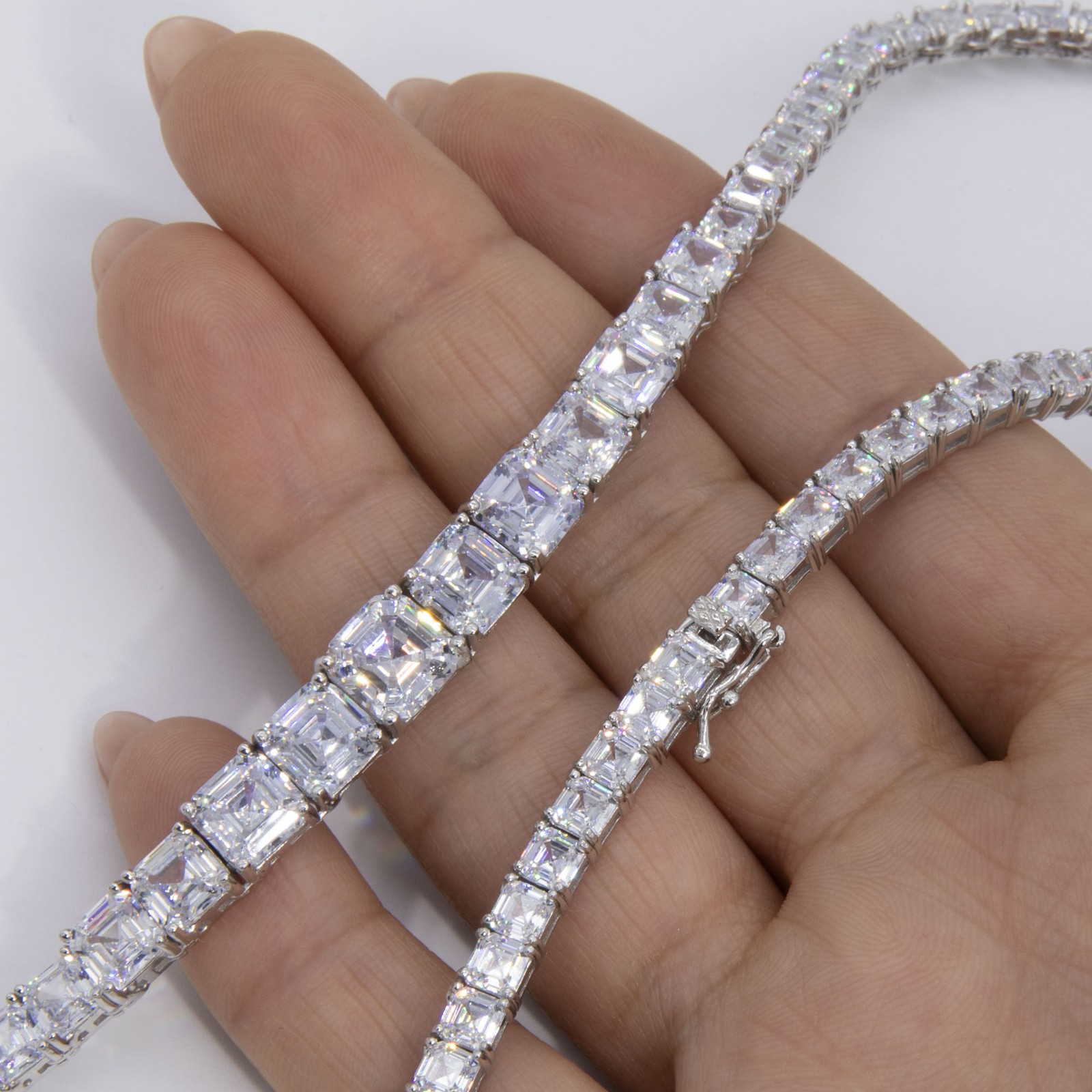 Graduated Princess-Cut Tennis Chain Necklace Sterling Silver 925