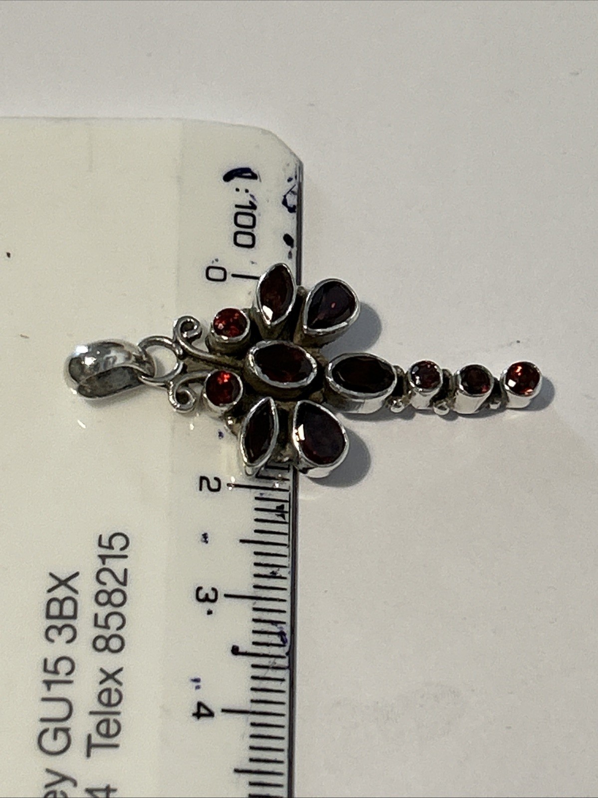 Vintage Sterling Silver & Garnet 4.1cm Long Pendant (4.14g)