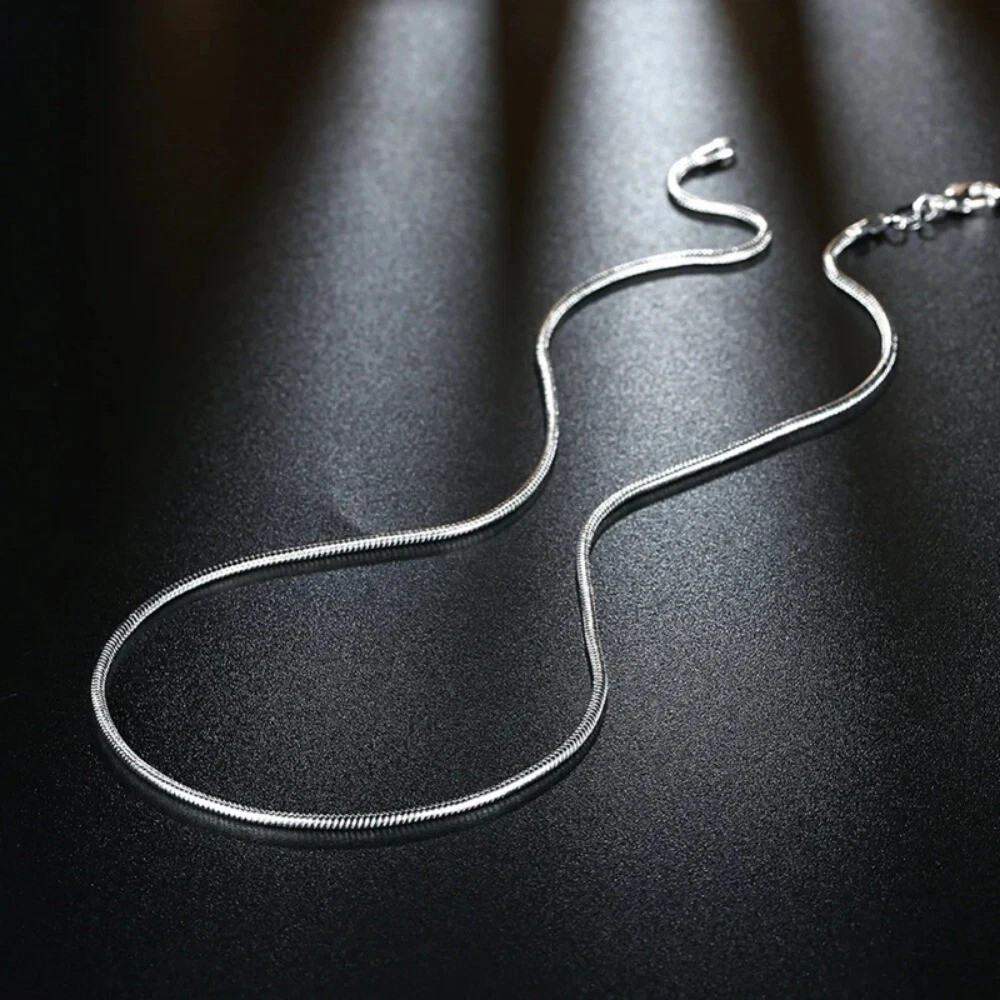 Men&Women’s 925 Sterling Silver Tarnish-Free Italian Snake Chain Necklace 16-24″