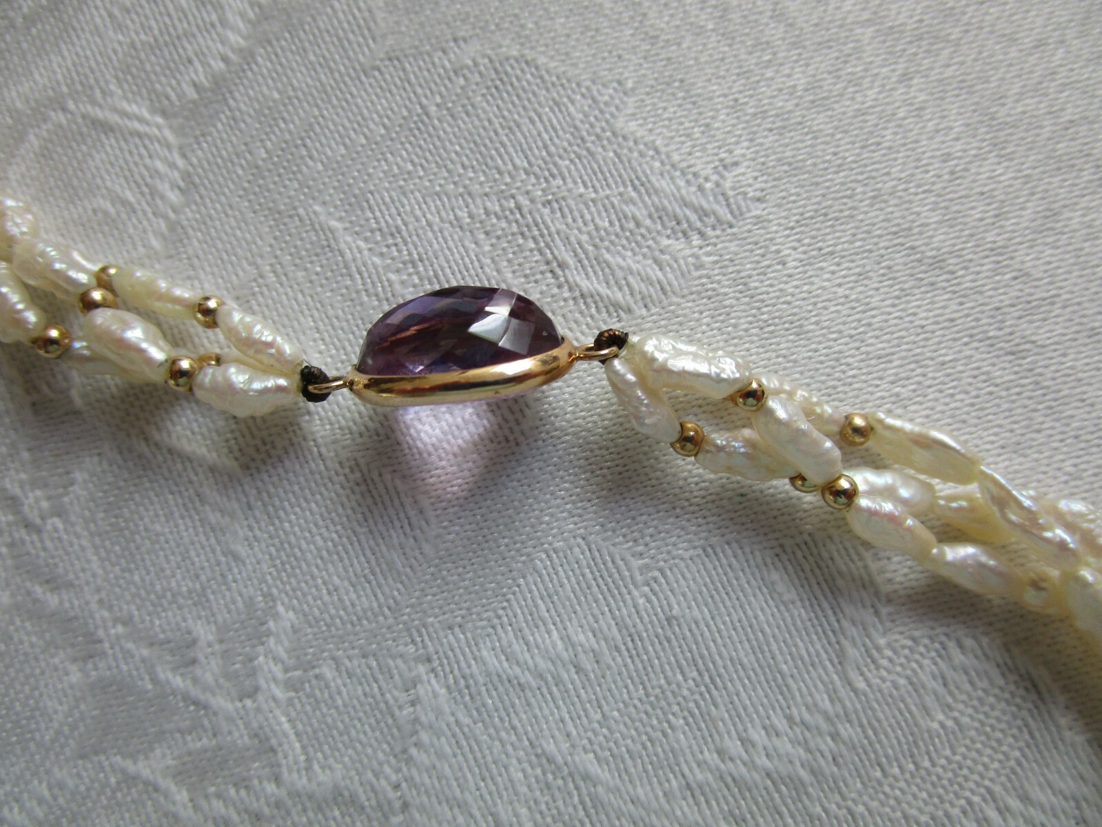 Vintage 14K Yellow Gold Amethyst Pearl Necklace 30″ L Excellent