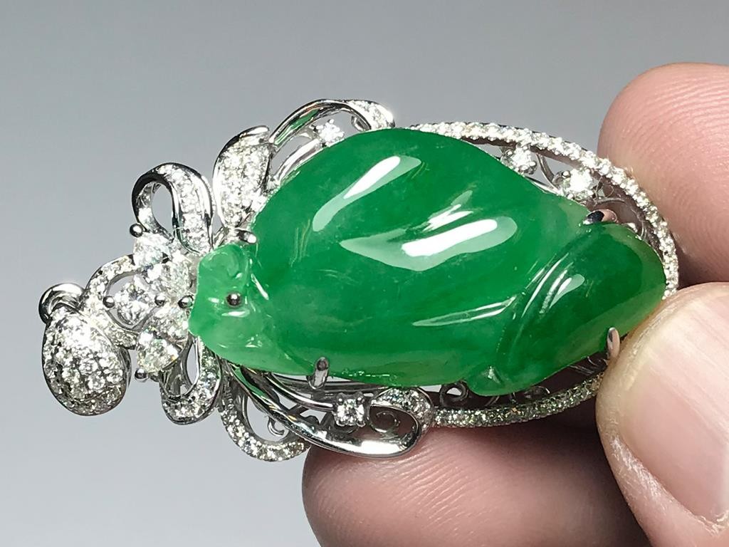 Male Organ God Rich Emerald Green Jadeite Jade 18K White Gold Diamond Pendant