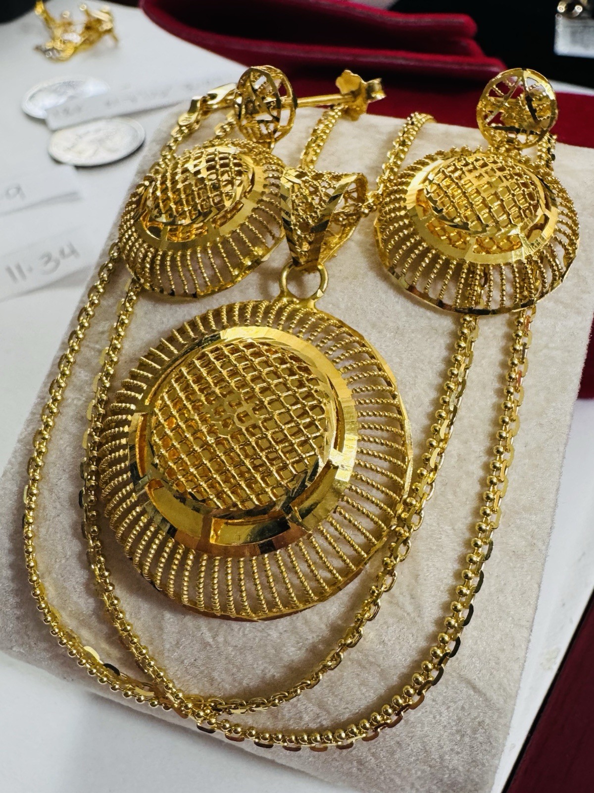 WOMENS 22K 22C 916 Real Gold 20” long Round Set Earrings Necklace 14.9g 2.2mm