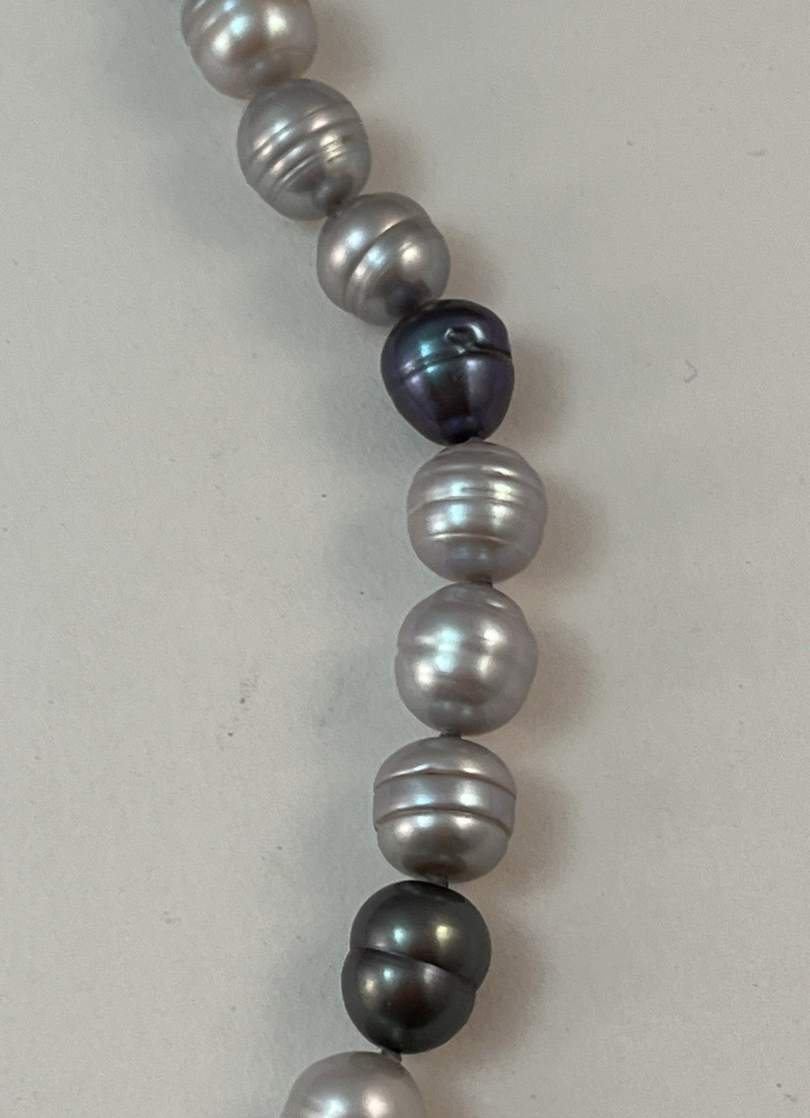 HONORA 925 Sterling Silver Gray and White Freshwater Pearl Necklace 20″