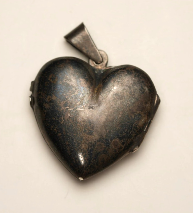 Vintage Sterling Silver Heart Locket Pendant Best Mother of the World Two Photos
