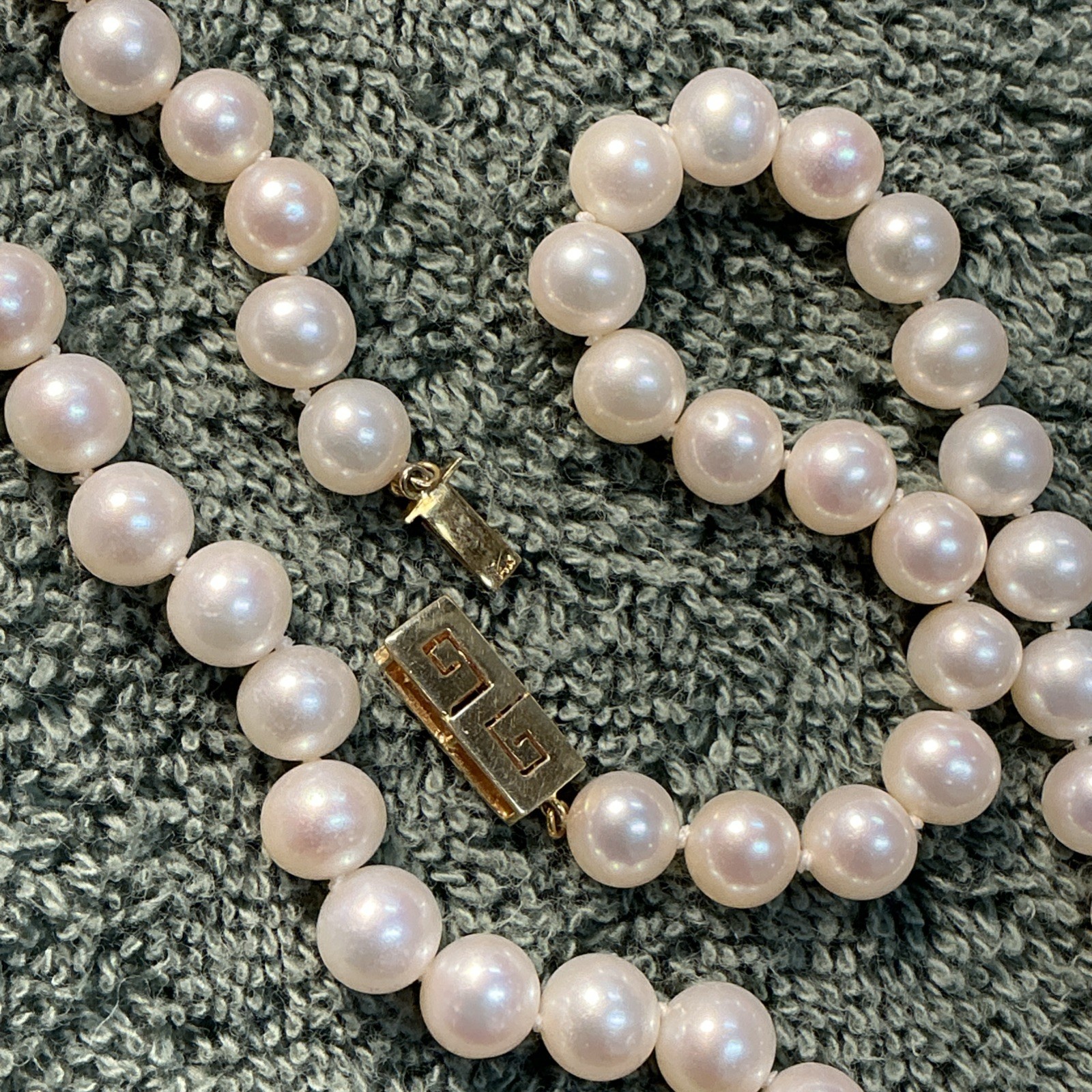 VINTAGE 14 K GOLD 18 INCH PEARL NECKLACE ,@ 7.5 – 8 MM EXCELLENT CONDITION