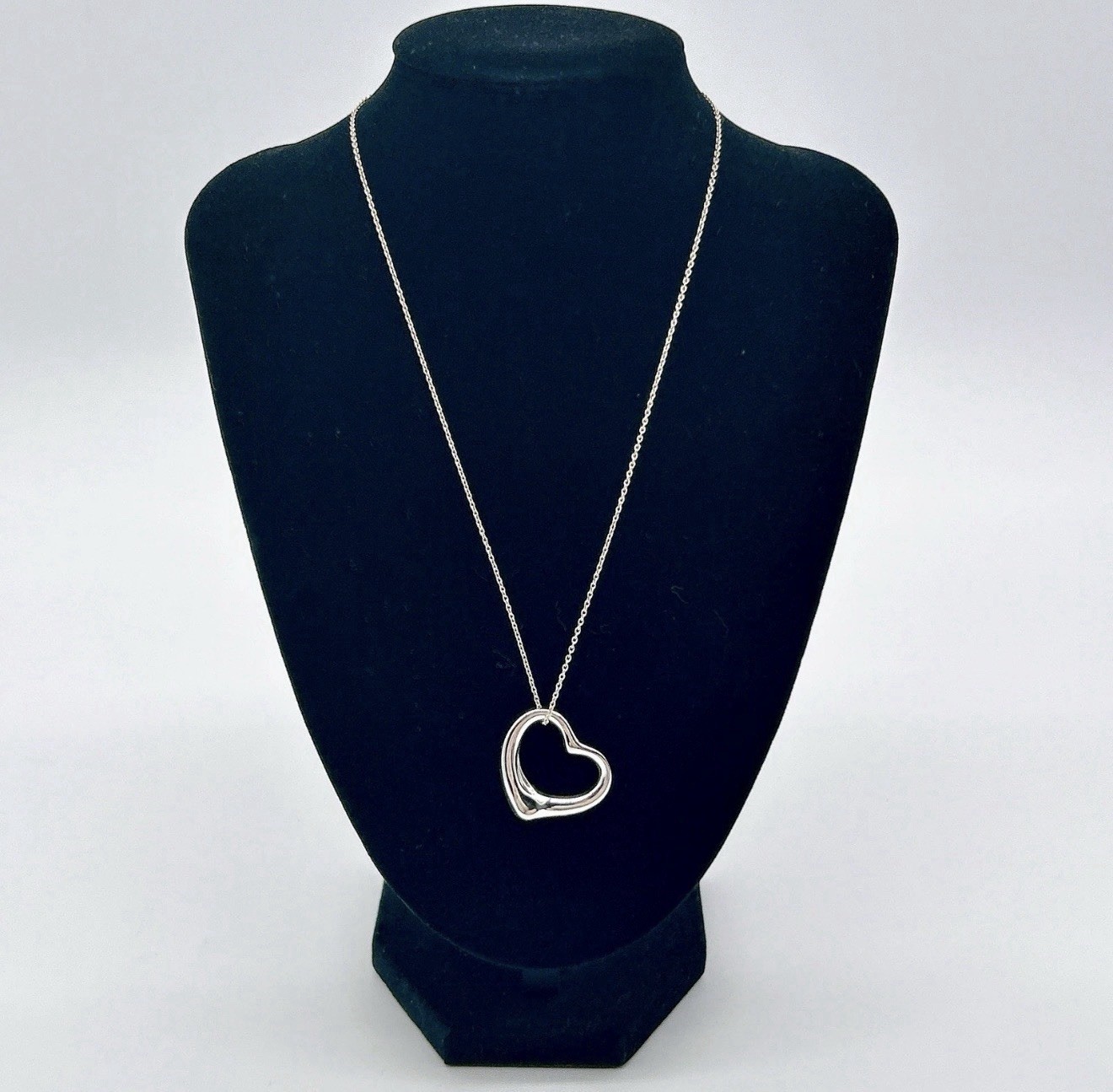Tiffany & Co. Elsa Peretti Large 925 Sterling Silver Open Heart Pendant Necklace