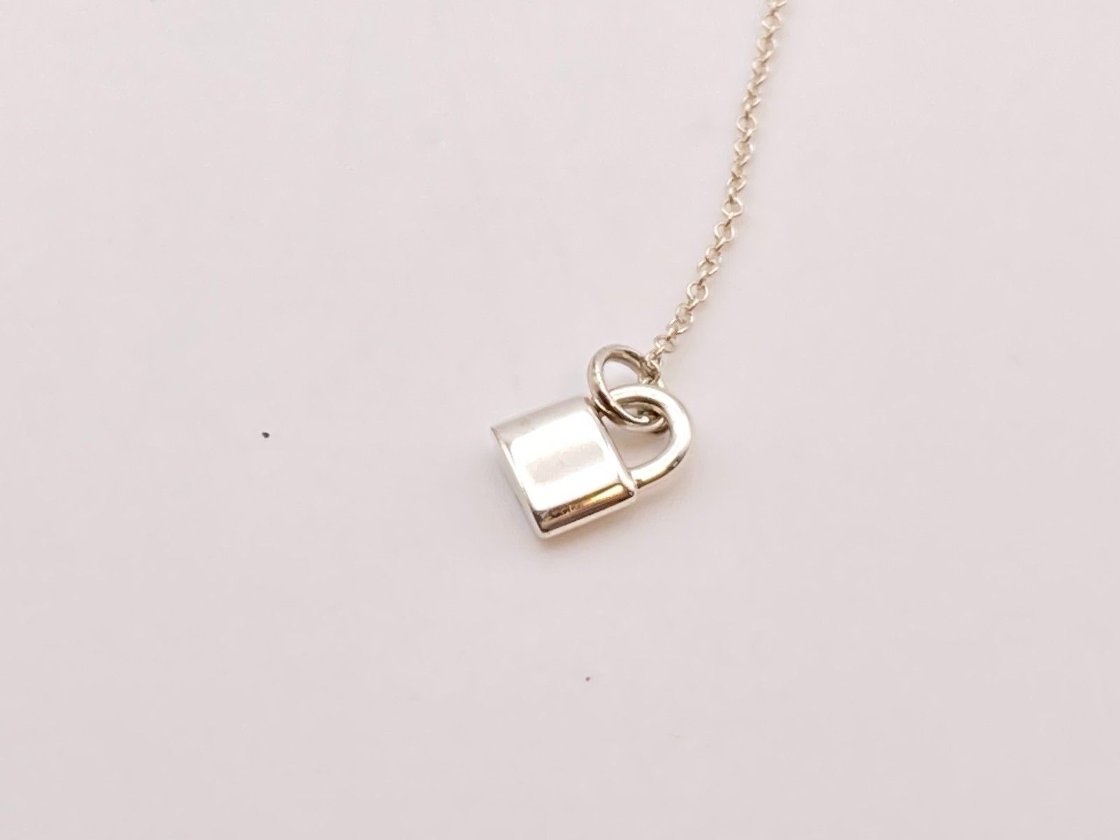 Tiffany & Co. Return to LOVE Heart Tag Key Padlock 3.9g Necklace 16-18″ silver