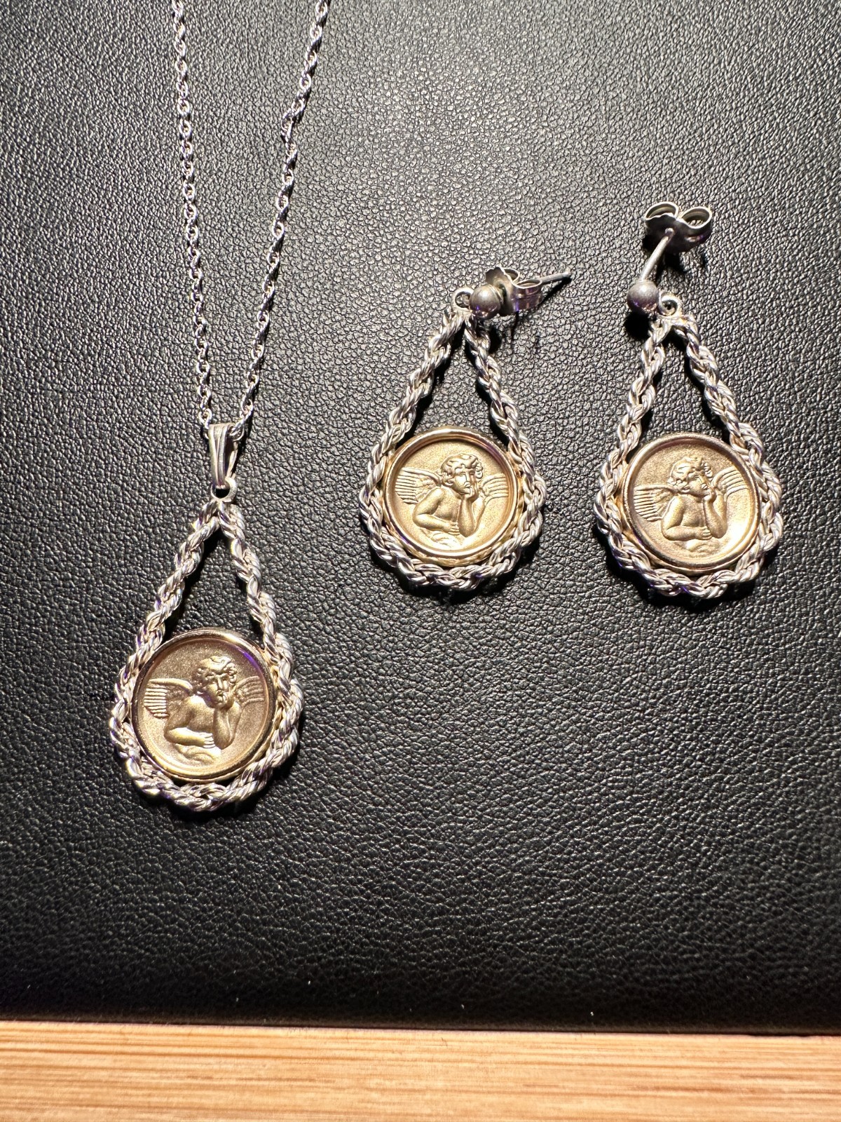10k Gold Angels In Sterling Silver Mounts Chain & Earrings Set – 5.4 grams
