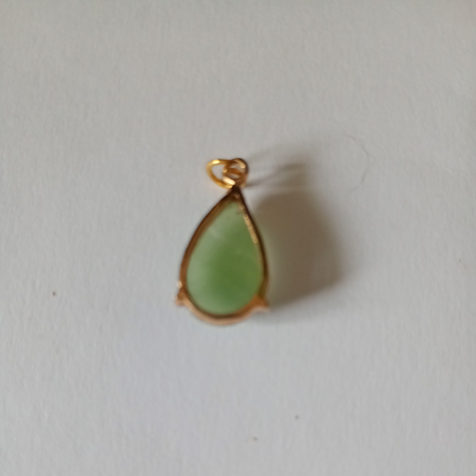 Green Jade Pendant water drop 9ct gold bezel Settings