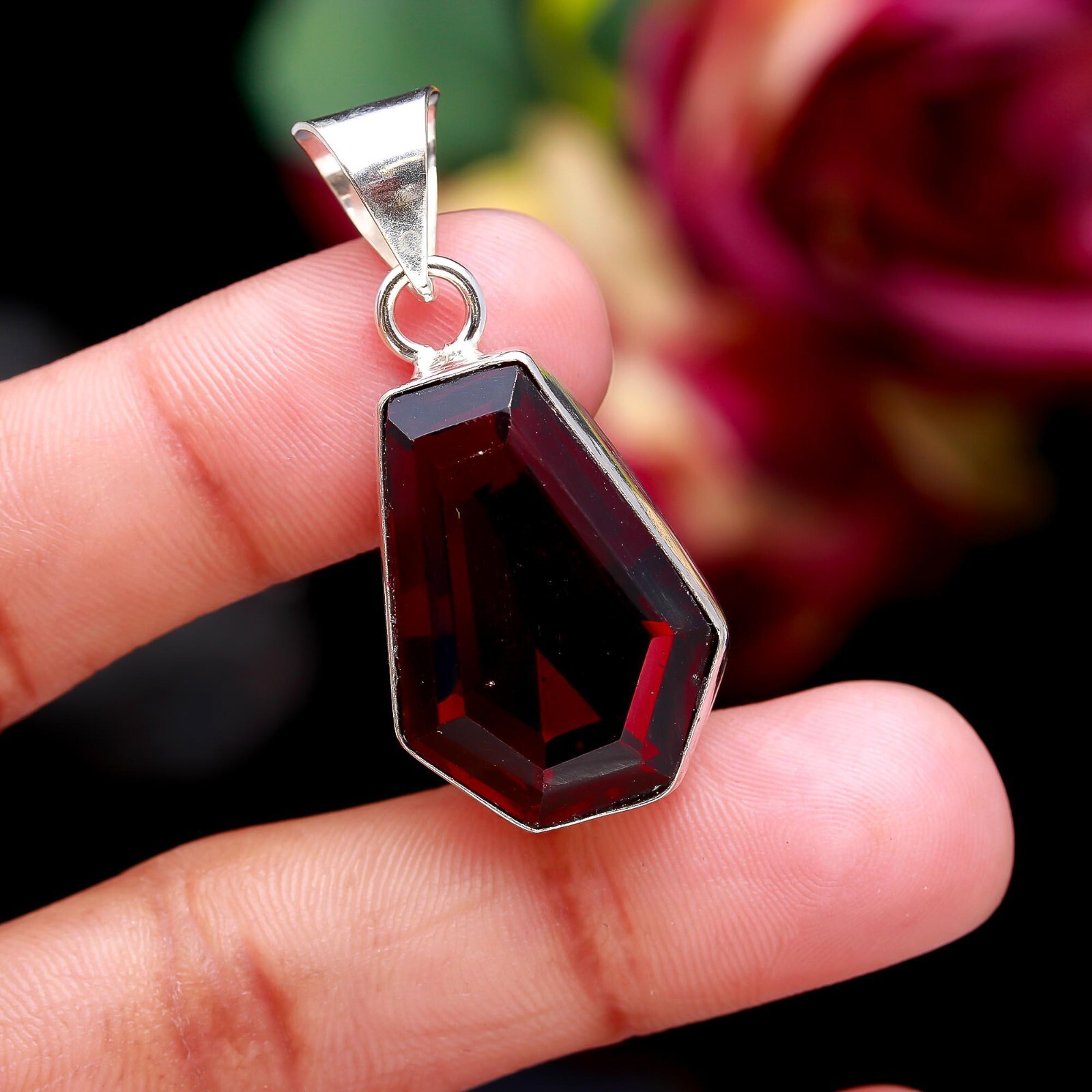 Garnet Gemstone handmade pendant 925 Sterling Silver Jewelry Pendant For Gift