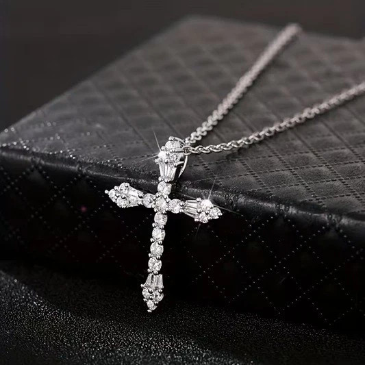 2Ct Round Cut Lab Created Diamond Women CrissCross Pendant 14k White Gold Plated