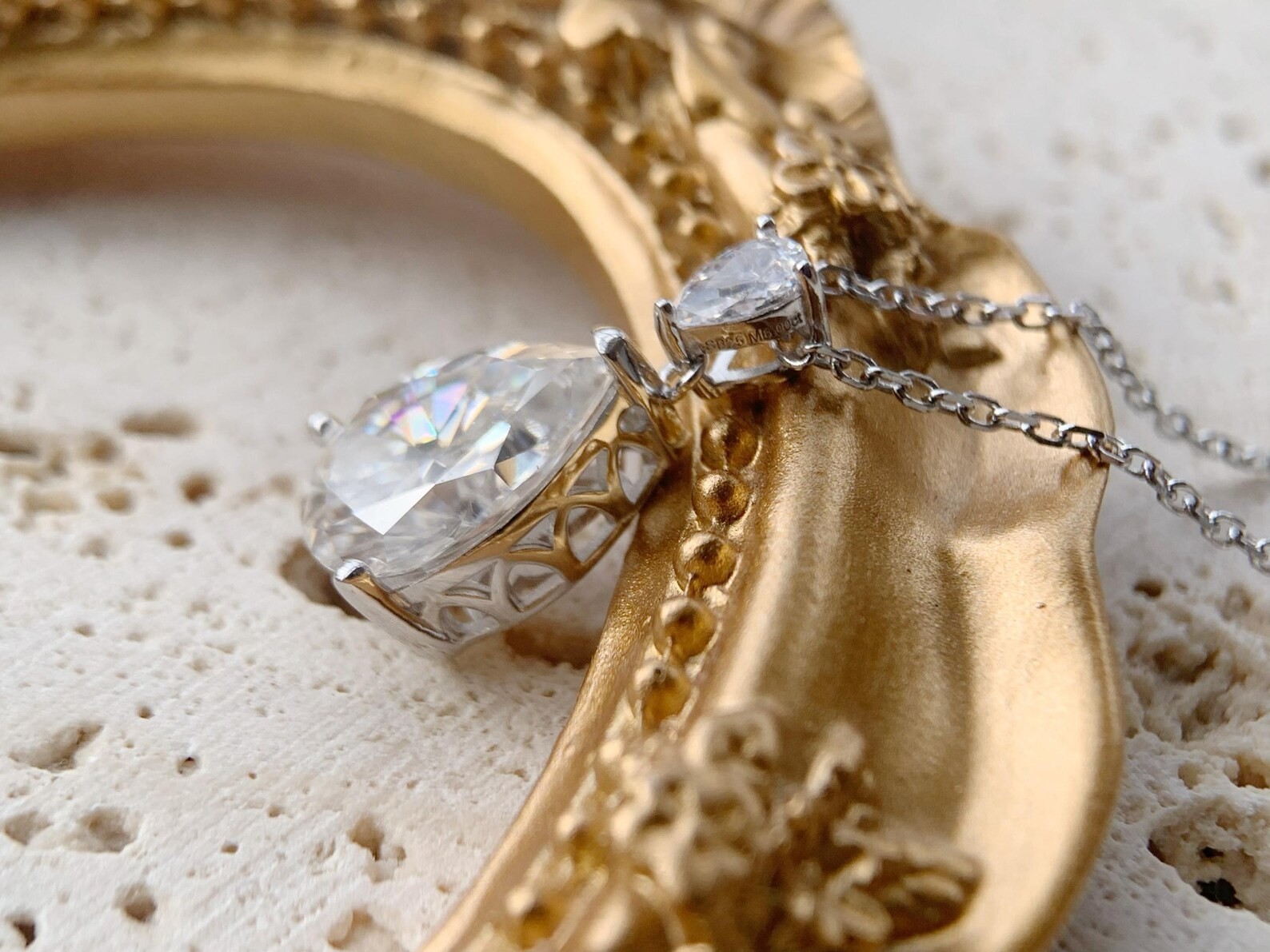 3CT Pear Moissanite Pendant 925 Elegant Minimalist Sparkling Statement Necklace