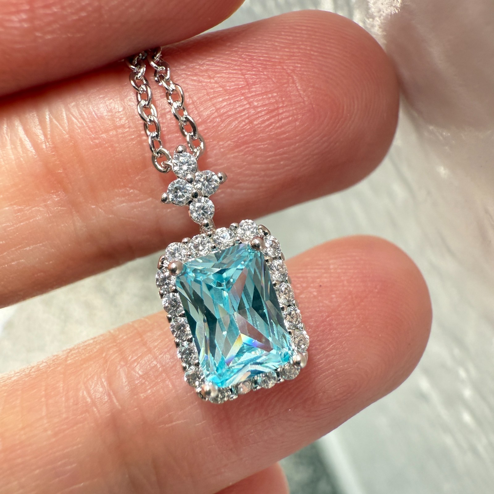 925 Sterling Silver Necklace 7x5mm Natural Aquamarine Birthstone Flower Chain