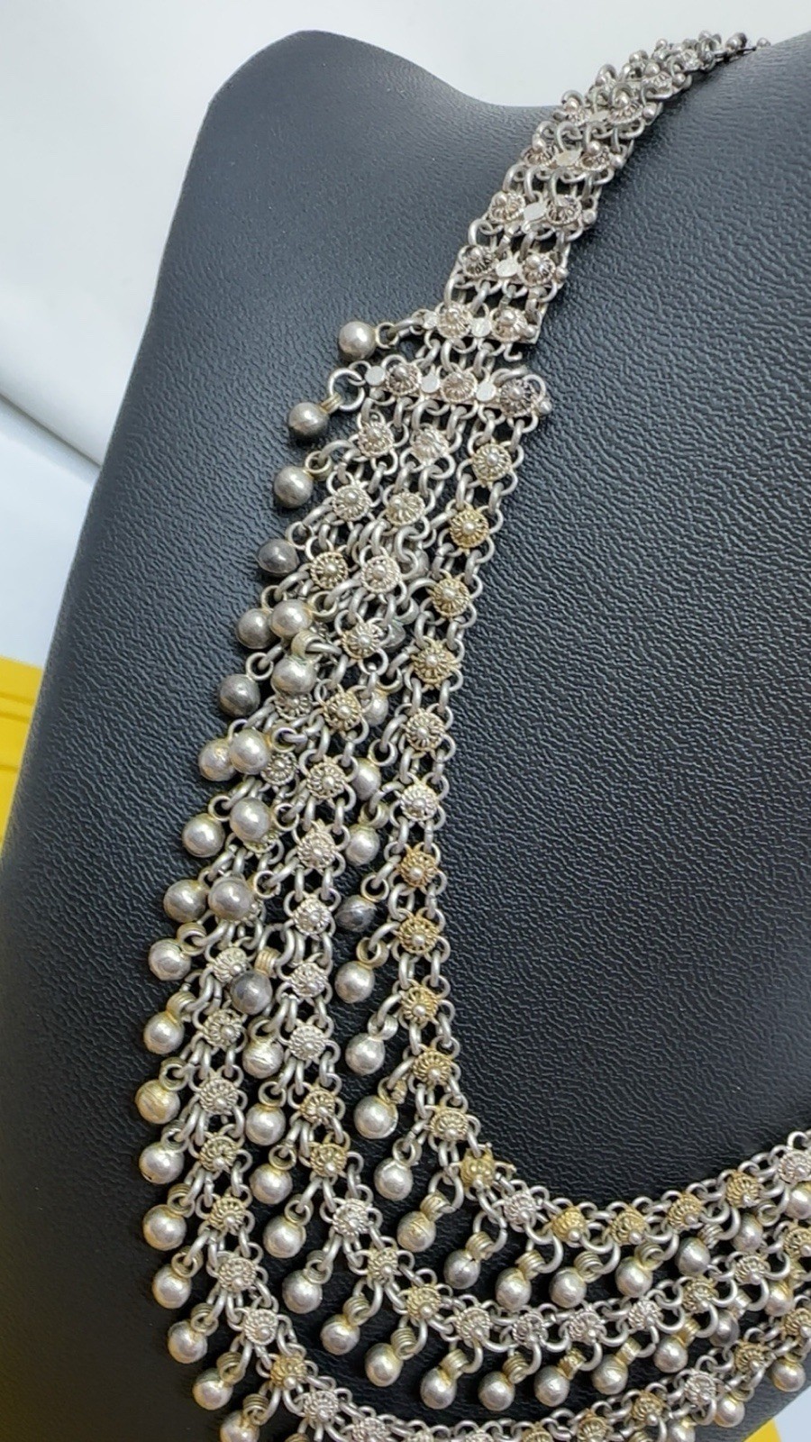 Sterling silver choker in 3 Strands With Unique , Rare Design 57g 16 In