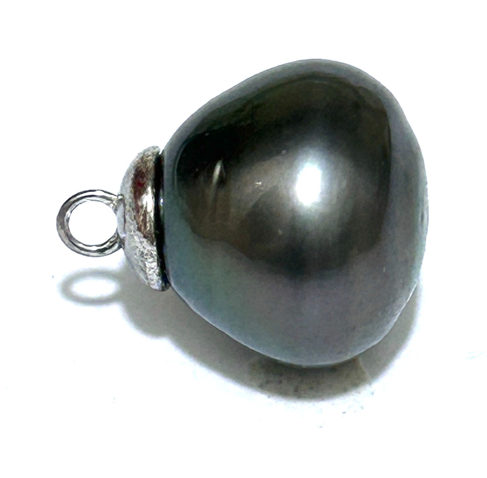 Oval 13.2 x 12.8mm Tahitian South Sea Natural Peacock Black Green Pearl Pendant
