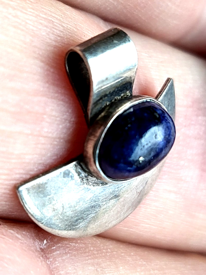 Vintage Sterling Silver Lapis Lazuli Cabuchon Half Circle Pendant -Very Good