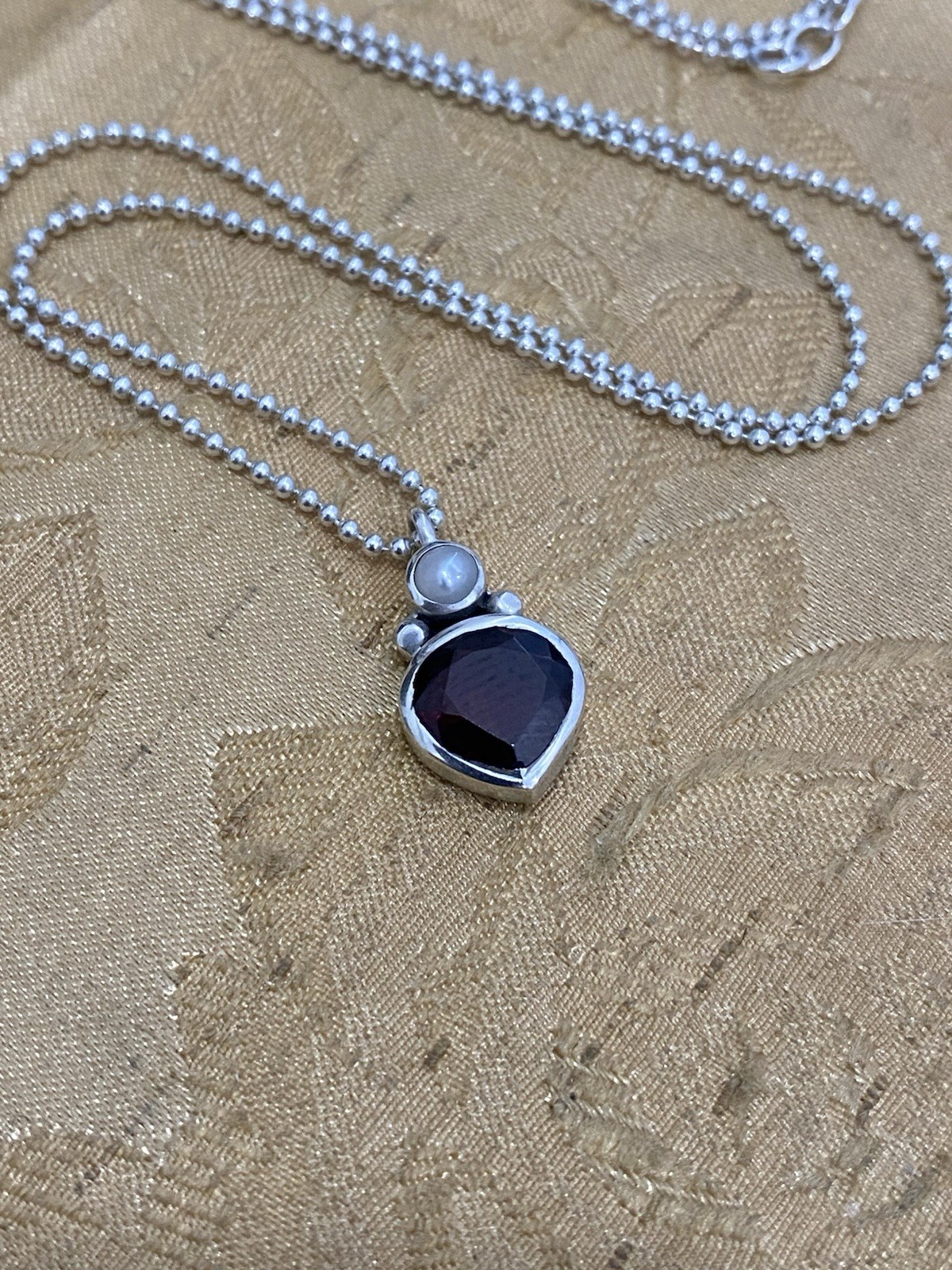 Sterling Silver 925 Signed Silpada Garnet And Pearl Heart Pendant Necklace 19”