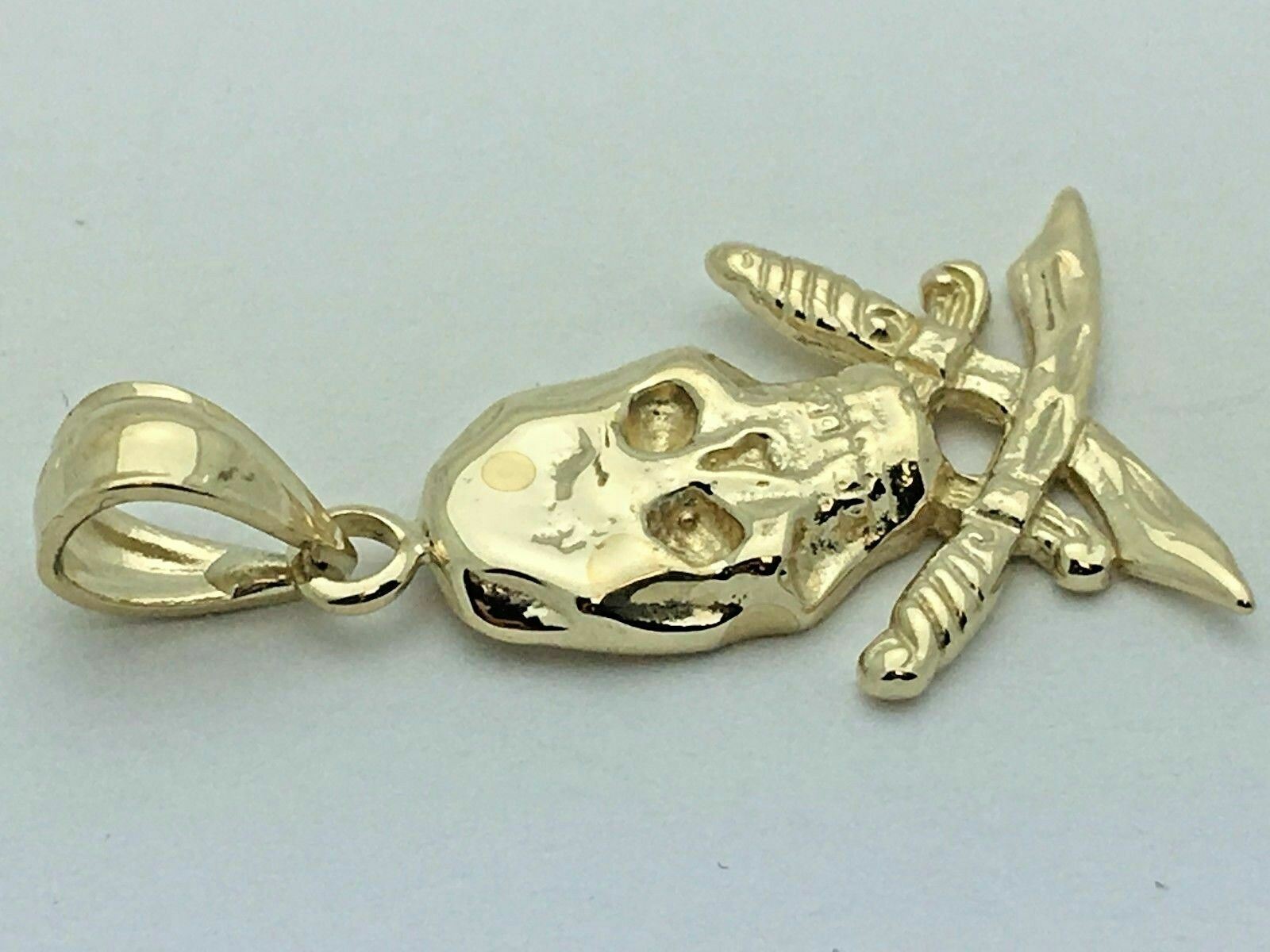 14k Yellow Gold Skeleton Dagger Skull Pirate Charm Pendant 1″ 2 grams